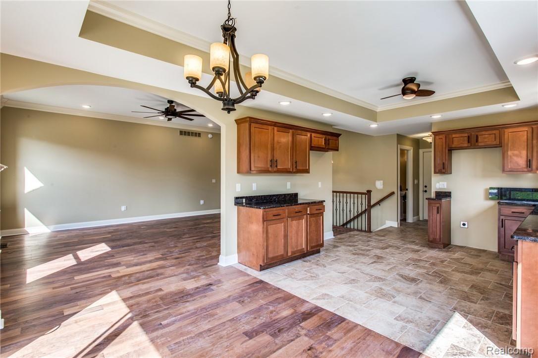 122 Rella Rae Avenue Marysville, MI 48040 - Photo 6 of 30 122 Rella Rae Ave-10.JPG