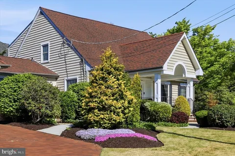 $584,000 | 110 North Princeton Avenue, Wenonah, NJ 08090