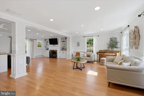 $584,000 | 110 North Princeton Avenue, Wenonah, NJ 08090