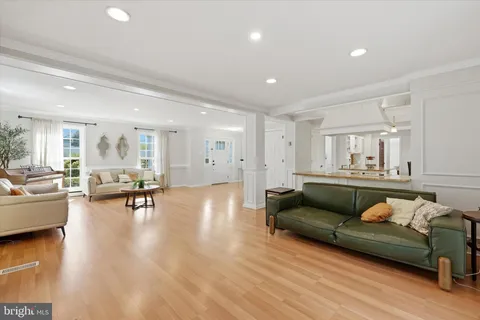 $584,000 | 110 North Princeton Avenue, Wenonah, NJ 08090