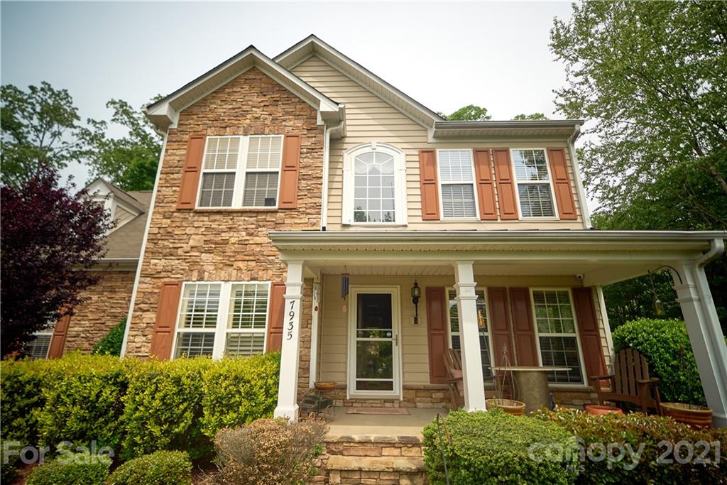 7935 Greylock Ridge Road Matthews, NC 28105 - Photo 3 of 43 Gallery Image 3