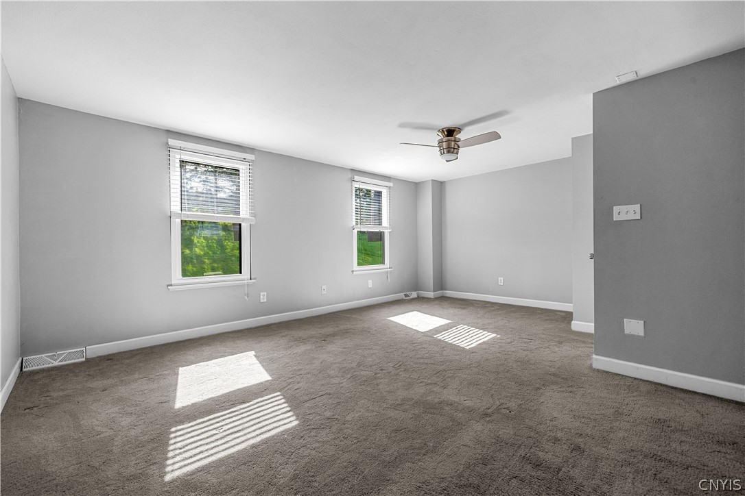 57 Chestnut Hills New Hartford, NY 13413 - Photo 19 of 29