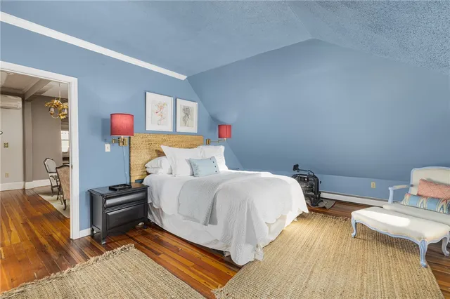 $15,000 | 30 Bull Street, Newport, RI 02840