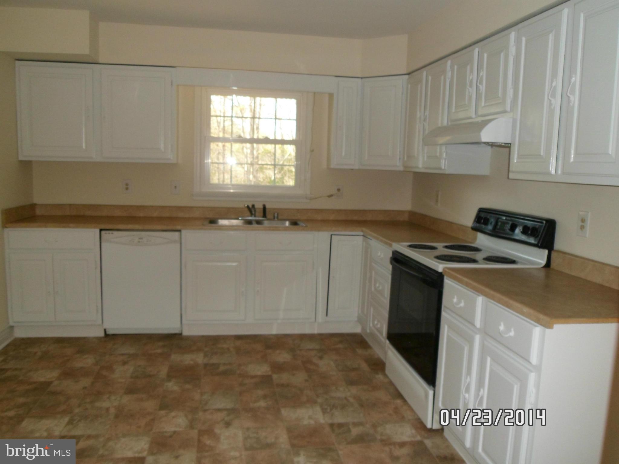 415 Sollers Wharf Road Lusby, MD 20657 - Photo 3 of 10 Kitchen