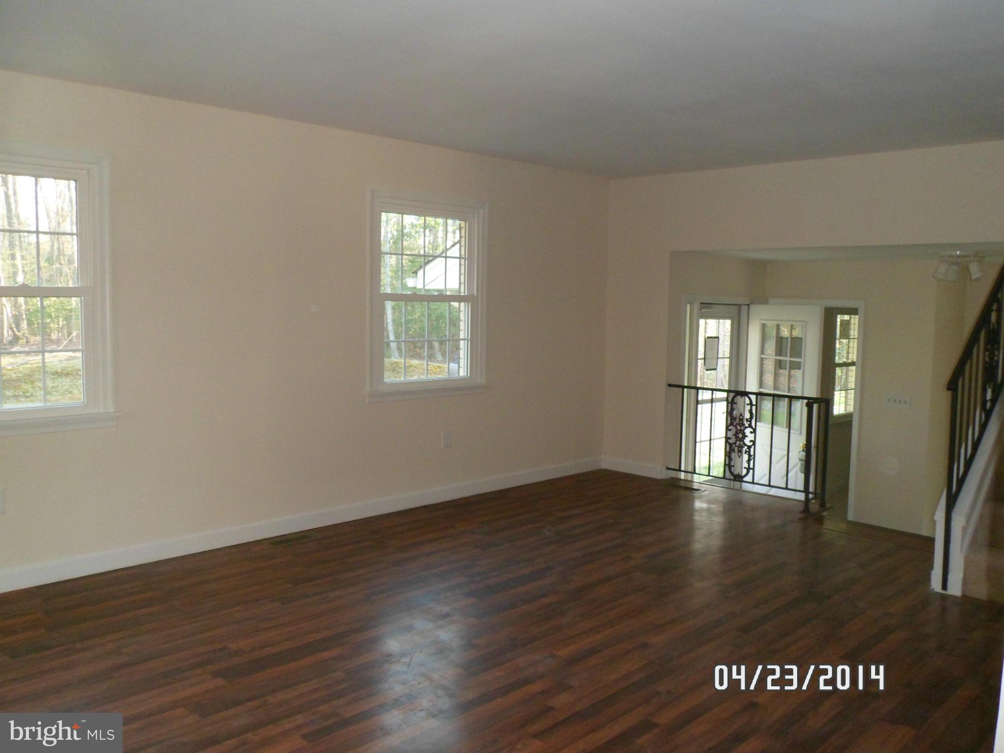 415 Sollers Wharf Road Lusby, MD 20657 - Photo 6 of 10 Living Room