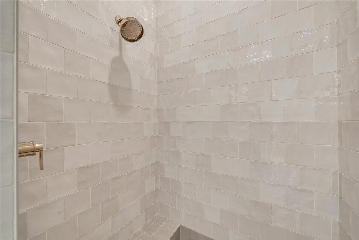 2072 South Pony Way Washington, UT 84780 - Photo 27 of 61 Guest Bathroom 2
