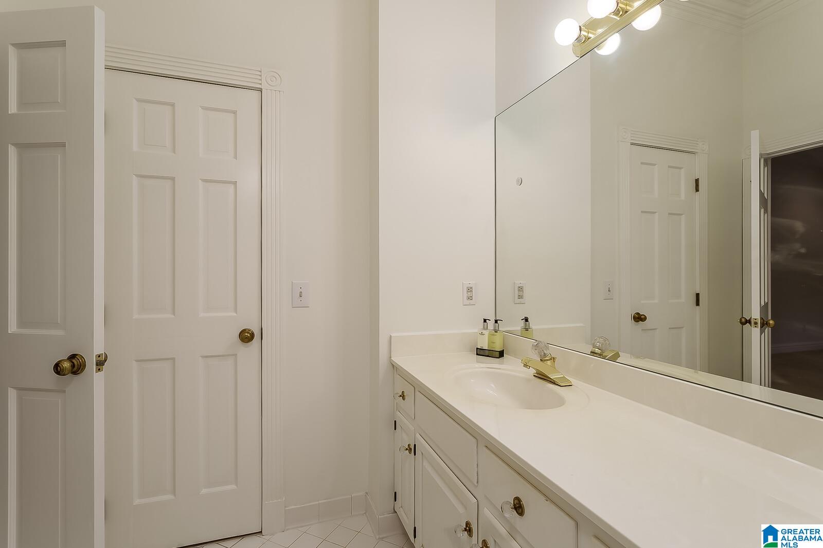 290 Valley View Road Pelham, AL 35124 - Photo 35 of 50