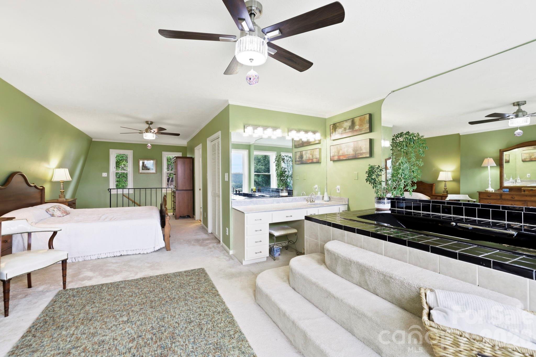 16 Audubon Drive Asheville, NC 28804 - Photo 23 of 47