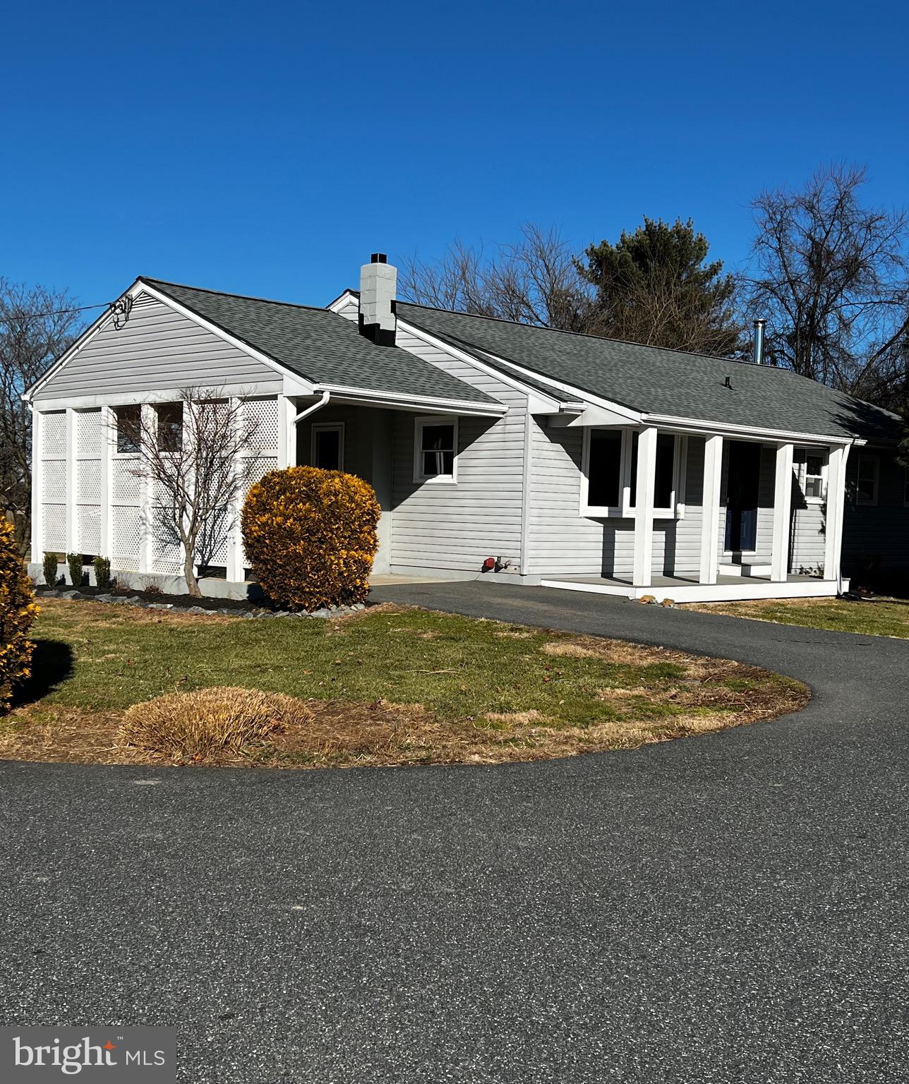 Completely Renovated--  Brand new Roof-2022!!