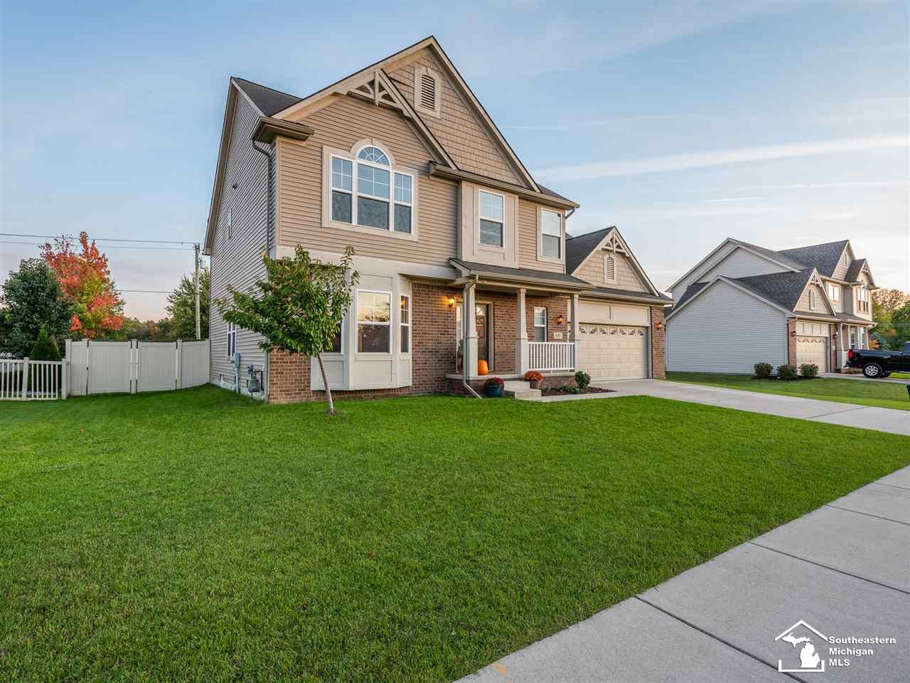 839 Golf Ridge Circle Dundee, MI 48131 - Photo 1 of 31 31398112.JPG