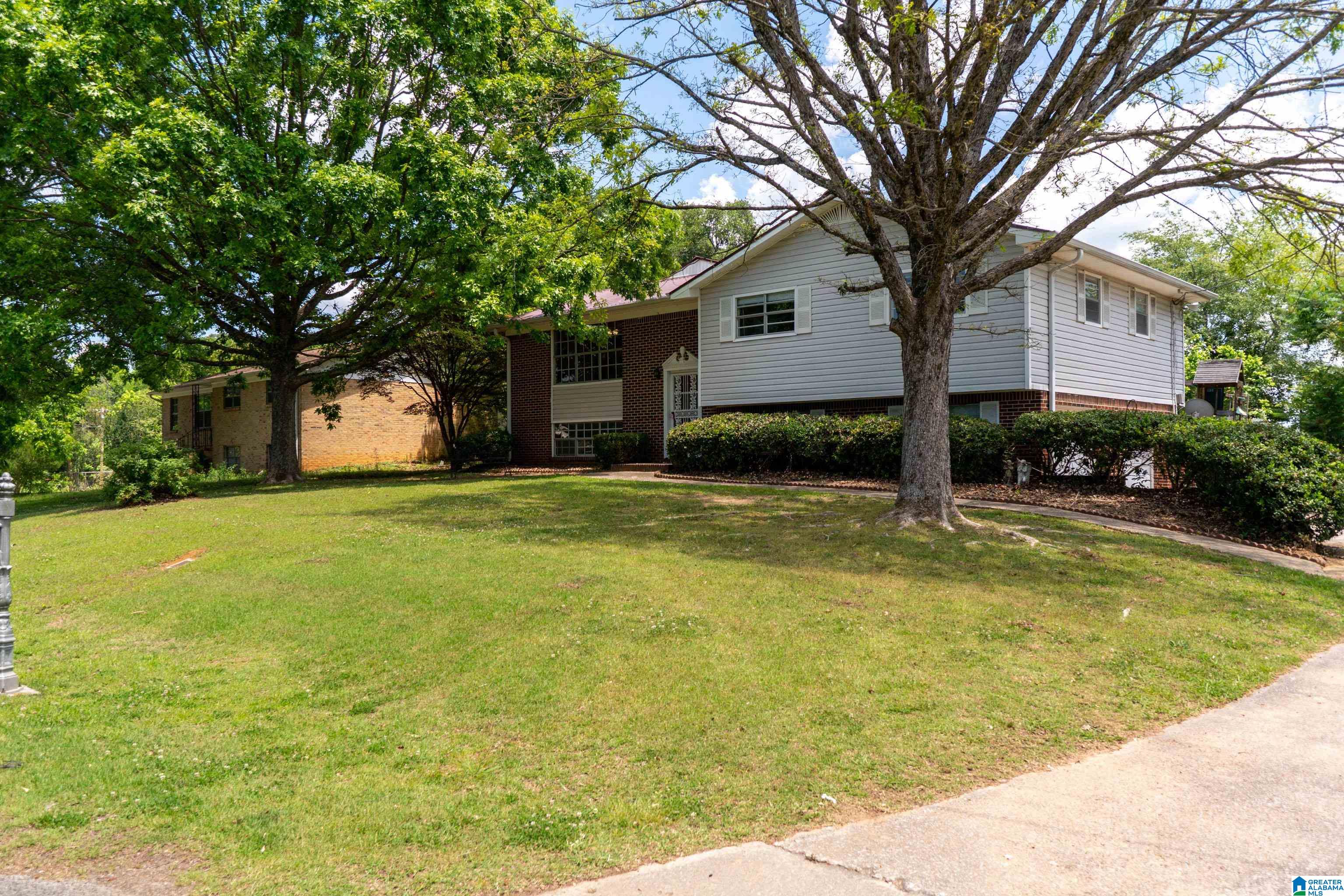 704 Hilltop Road Warrior, AL 35180 - Photo 10 of 56
