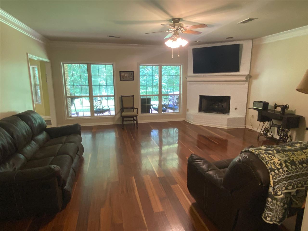 370 Barry Road Holly Springs, MS 38635 - Photo 3 of 24 Gallery Image 3