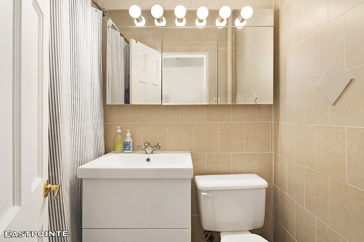 145 Sullivan Street, Unit 3C Manhattan, NY 10012 - Photo 4 of 9