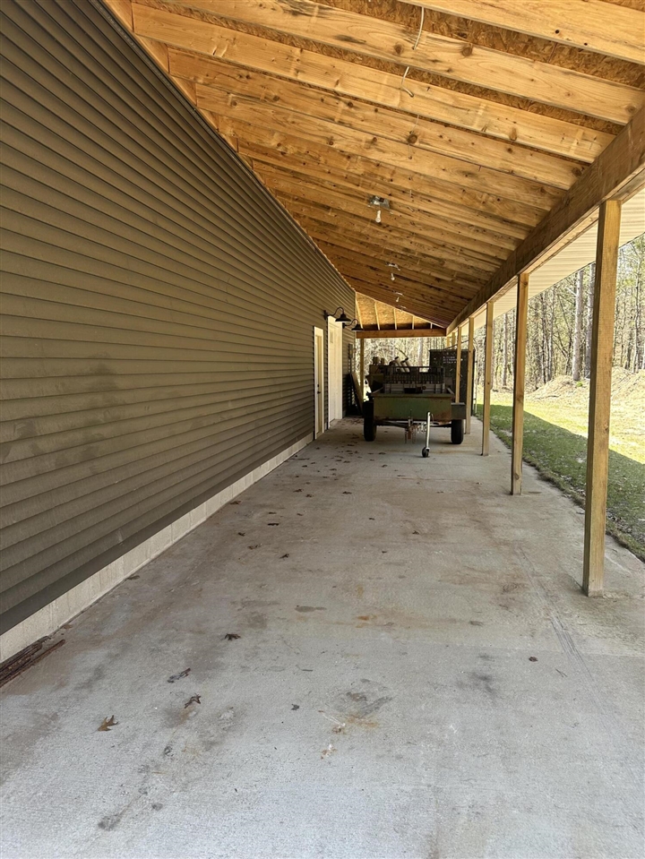 604 Beaver Road Bitely, MI 49309 - Photo 10 of 99