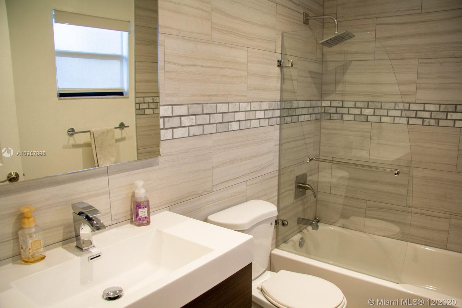 21175 Mainsail Circle, Unit E14 Aventura, FL 33180 - Photo 15 of 31