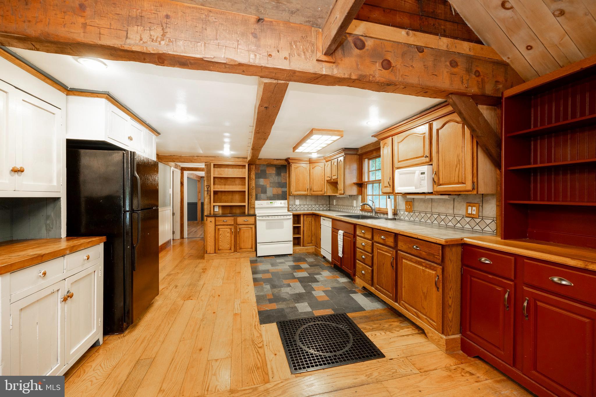 164 Terrace Road Boyertown, PA 19512 - Photo 8 of 35 Gallery Image 8