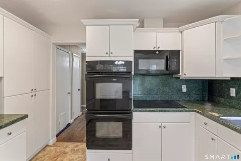 $400,000 | 23 Windaway Road, Bethel, CT 06801