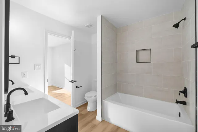 $395,000 | 1742 Tiger Lily Circle, Woodbridge, VA 22192