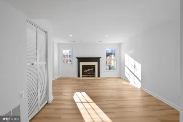 $395,000 | 1742 Tiger Lily Circle, Woodbridge, VA 22192