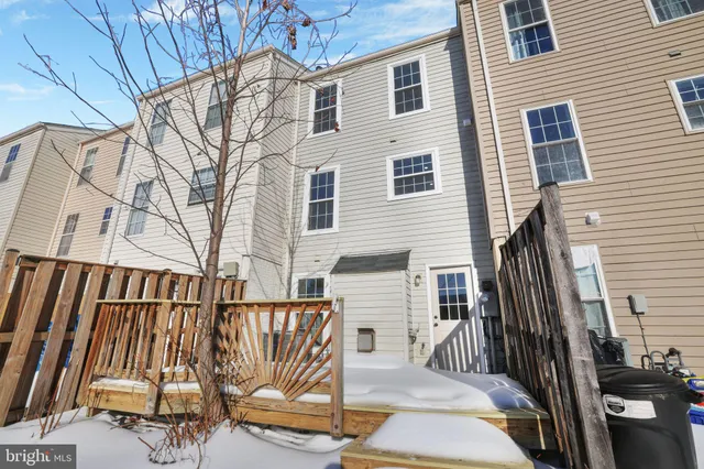 $395,000 | 1742 Tiger Lily Circle, Woodbridge, VA 22192