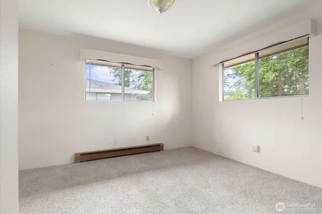 $549,000 | 27540 State Rte 20, Oak Harbor, WA 98277