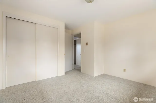 $549,000 | 27540 State Rte 20, Oak Harbor, WA 98277