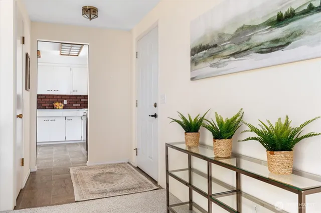 $549,000 | 27540 State Rte 20, Oak Harbor, WA 98277