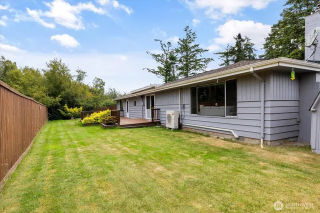 $549,000 | 27540 State Rte 20, Oak Harbor, WA 98277