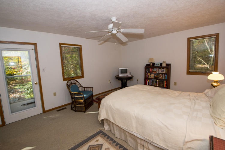 78450 40th Street Decatur, MI 49045 - Photo 29 of 53 Master BR