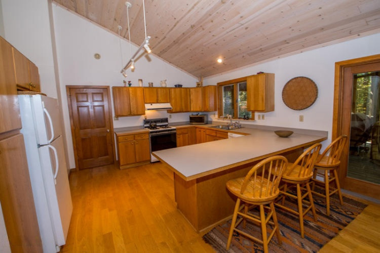 78450 40th Street Decatur, MI 49045 - Photo 10 of 53 Kitchen