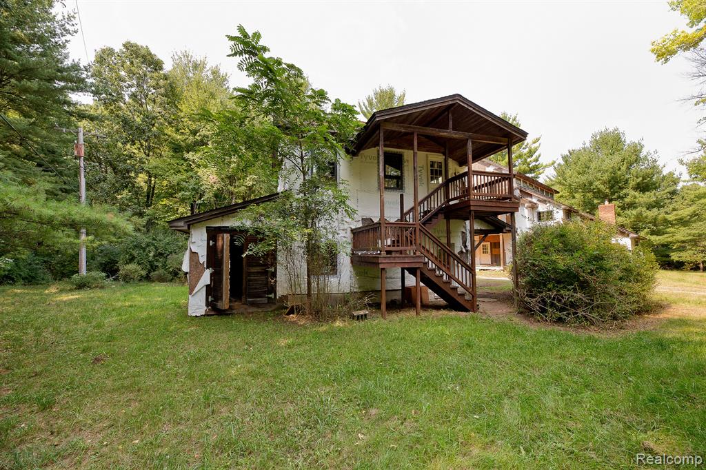3405 Sutton Road Dryden, MI 48428 - Photo 6 of 55