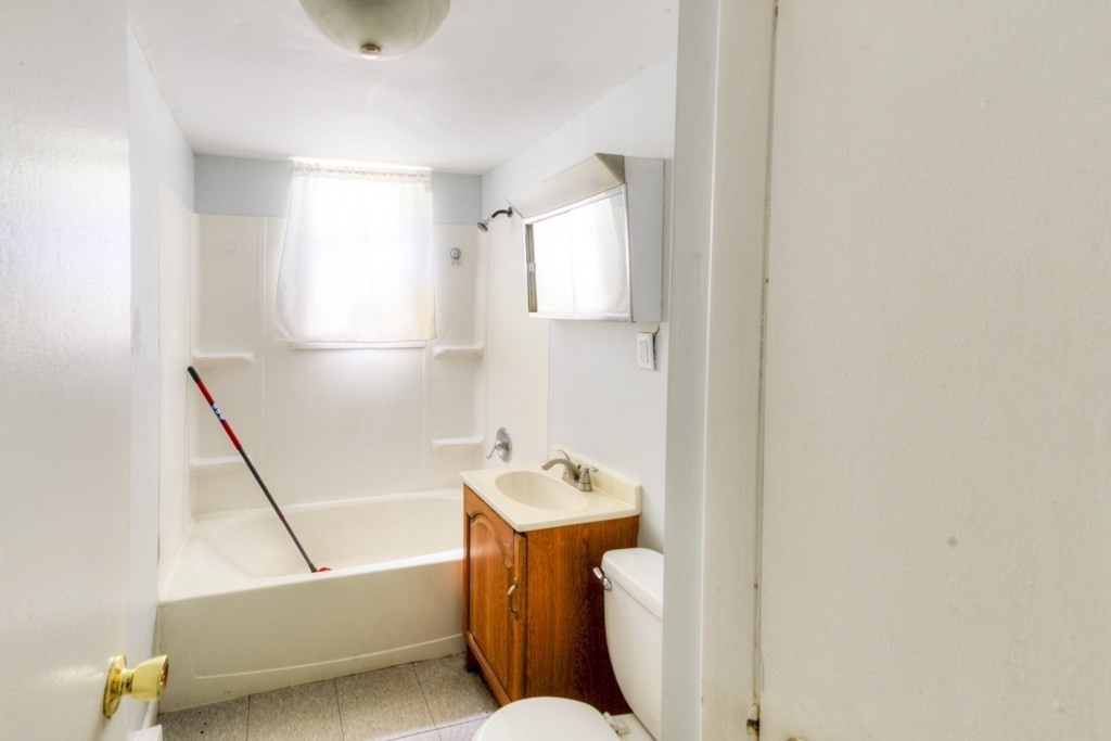 56 Morton Station Road Charlton, MA 01507 - Photo 16 of 29