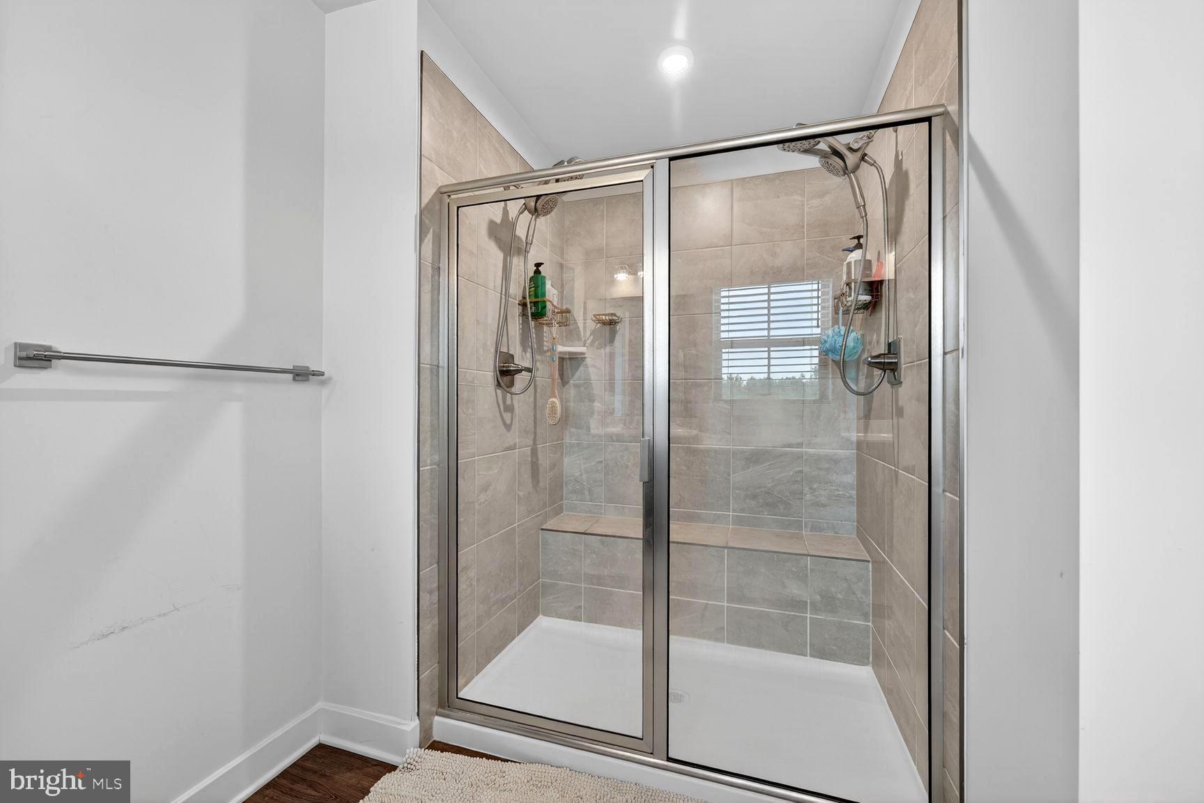 14963 Ring House Road, Unit D Brandywine, MD 20613 - Photo 25 of 38 EXPANSIVE 4TH-LEVEL OFFERS THIRD PRIVATE FULL BATH