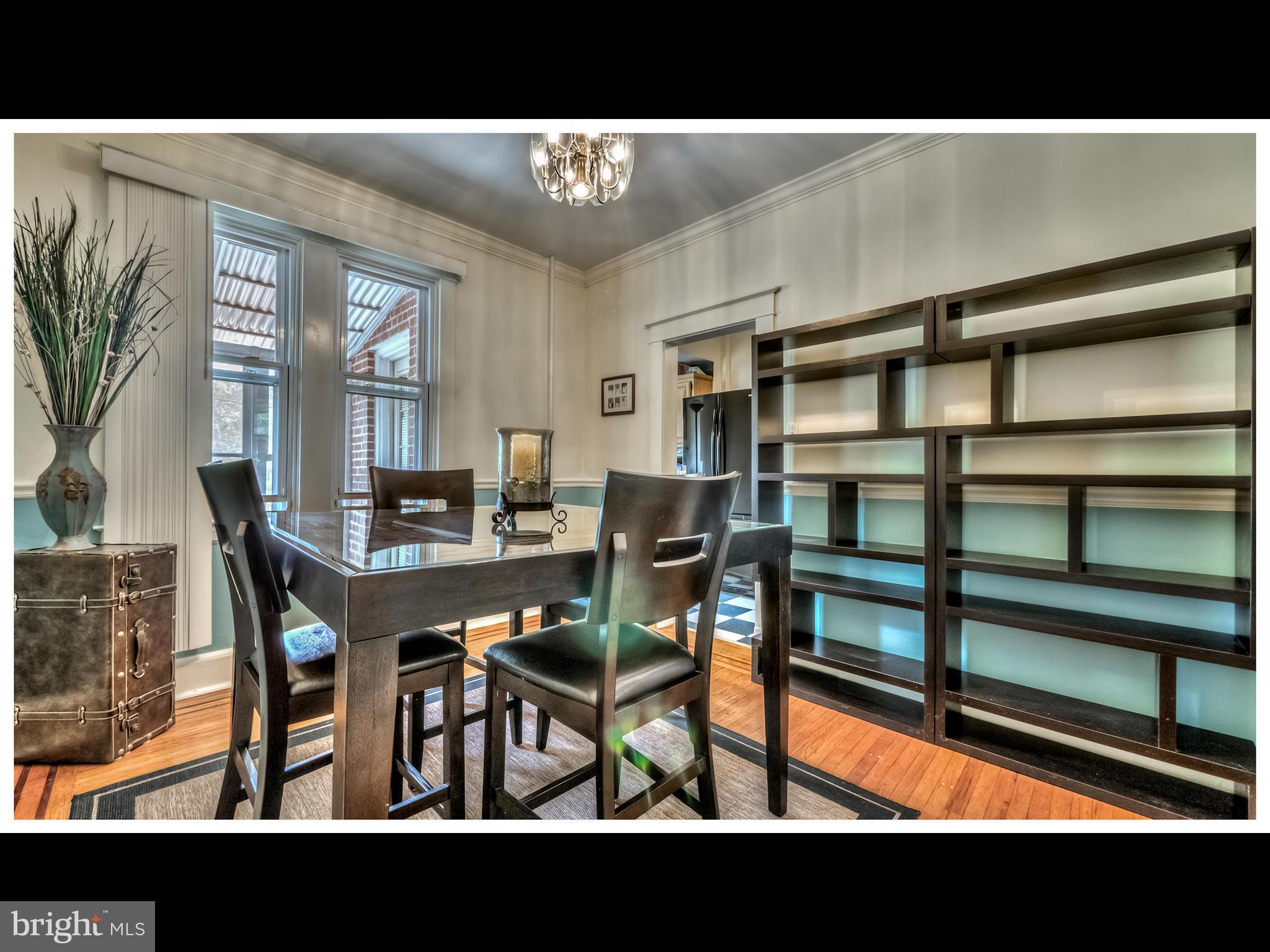 359 Marydell Road Baltimore, MD 21229 - Photo 10 of 29 Dining Room