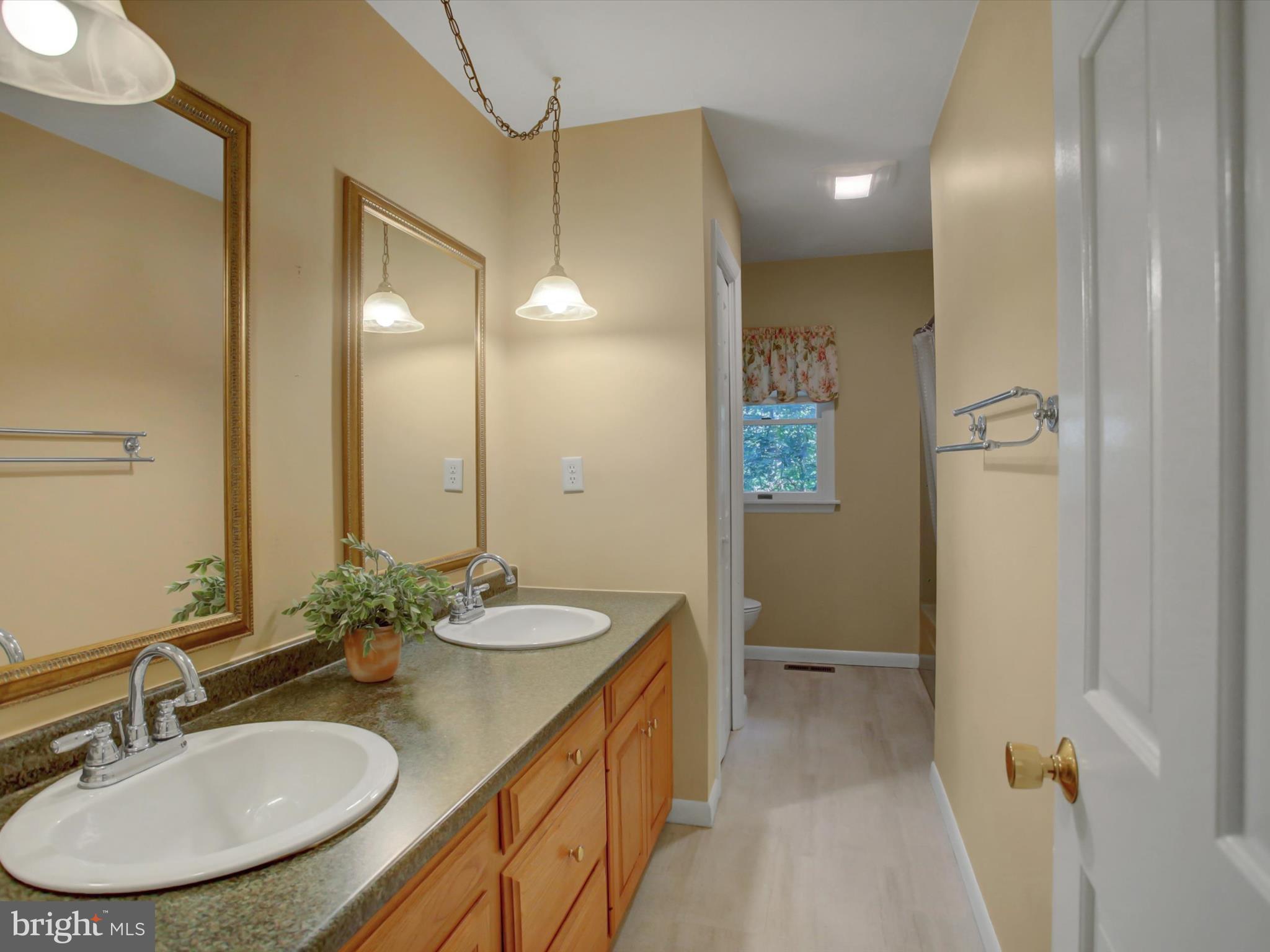 29 Byers Road Shippensburg, PA 17257 - Photo 18 of 65 Main Bath