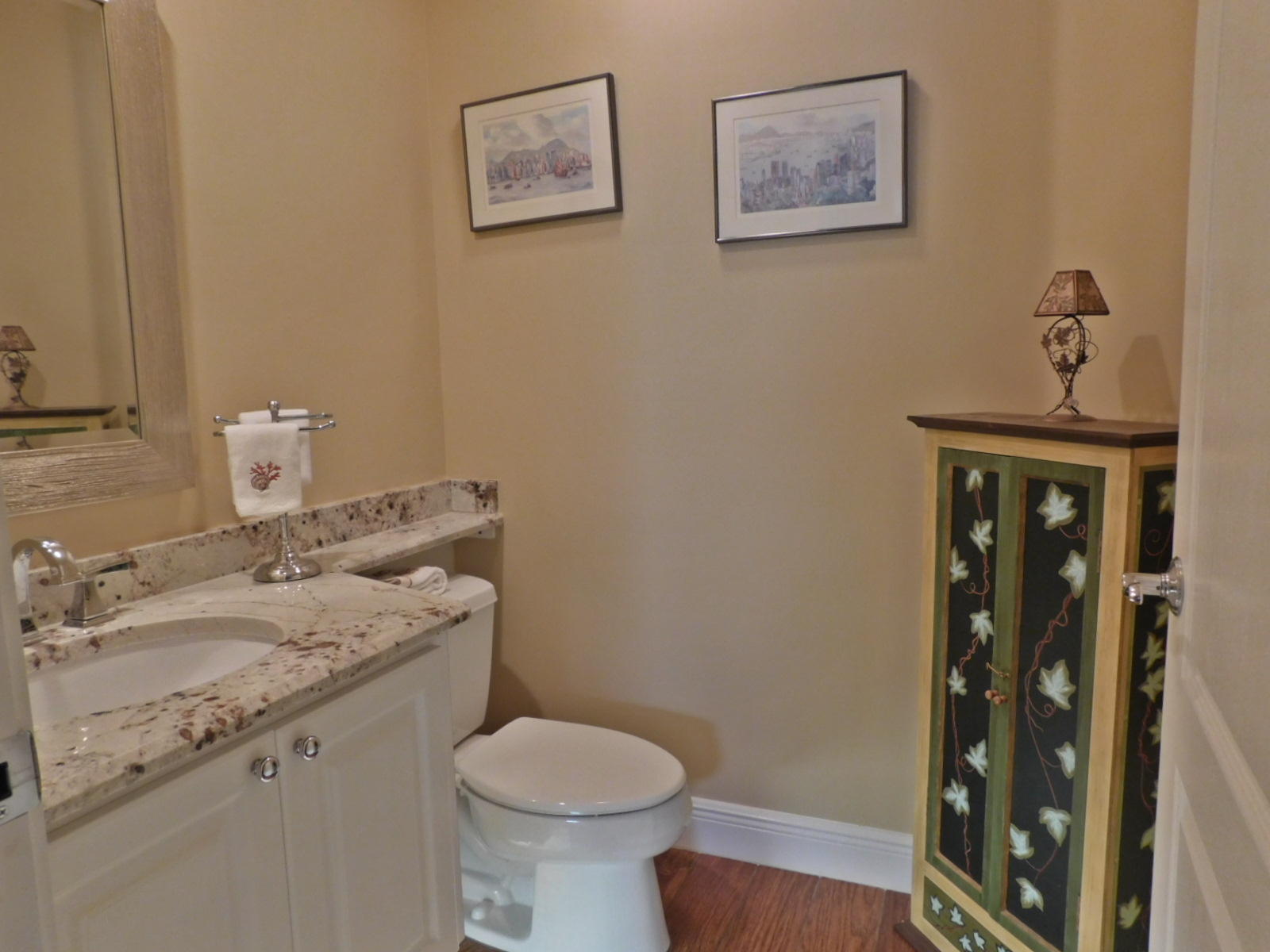 1635 Frederick Small Road Jupiter, FL 33458 - Photo 16 of 35 Guest Bath