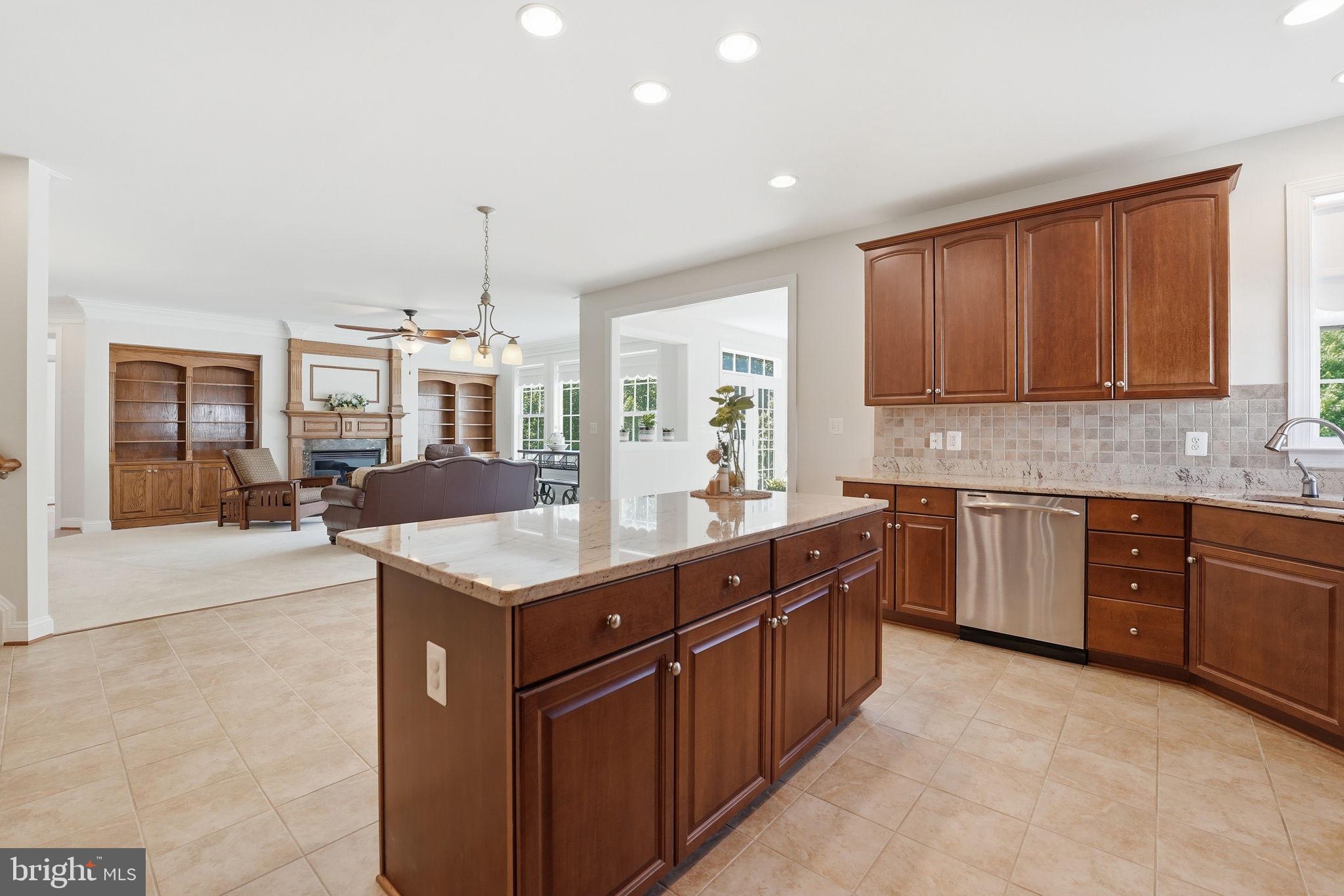 13060 Queen Chapel Road Woodbridge, VA 22193 - Photo 18 of 77 Tile flooring