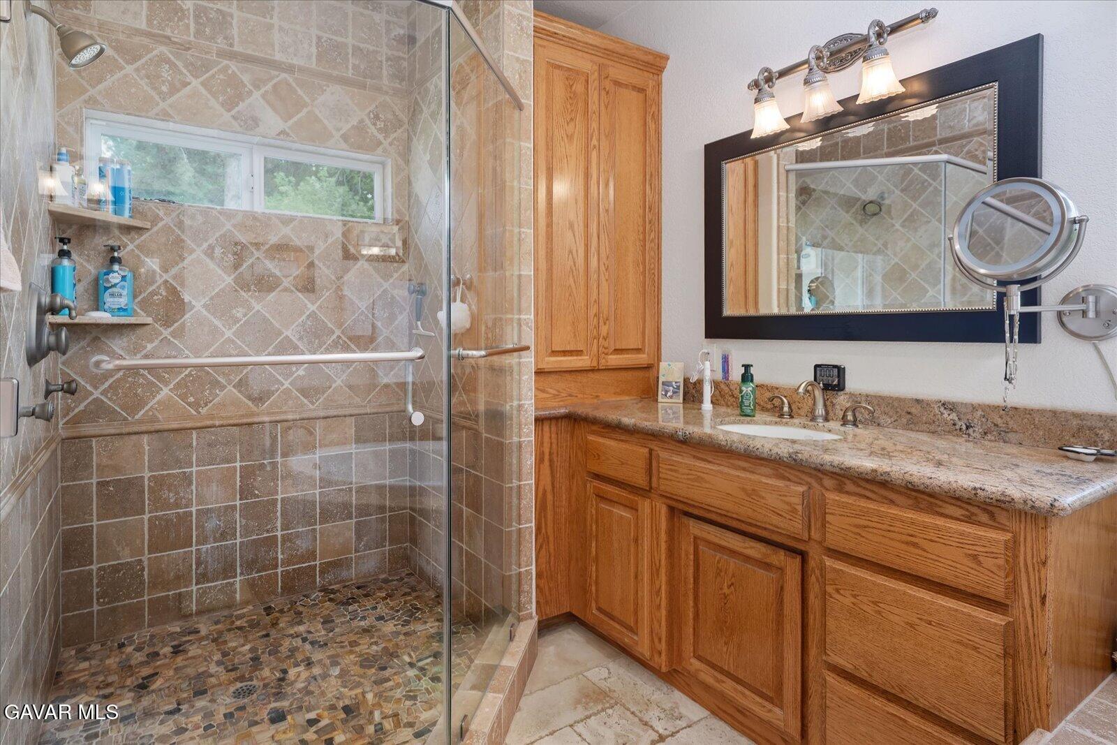 9115 Elizabeth Lake Road Leona Valley, CA 93551 - Photo 31 of 49 38-Primary Bathroom