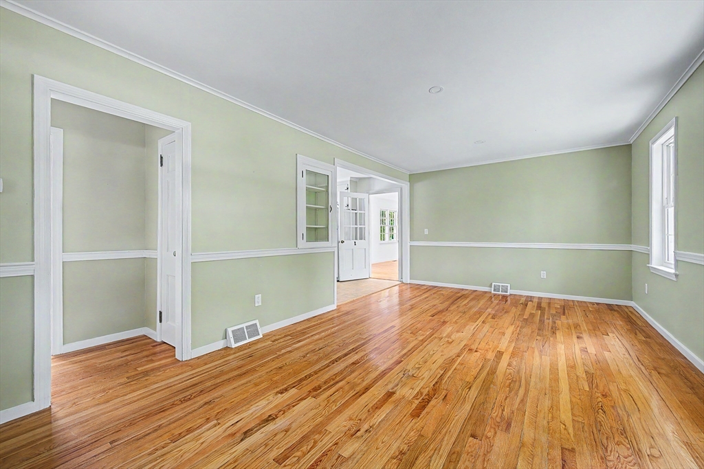 355 Boston Road Sutton, MA 01590 - Photo 20 of 30