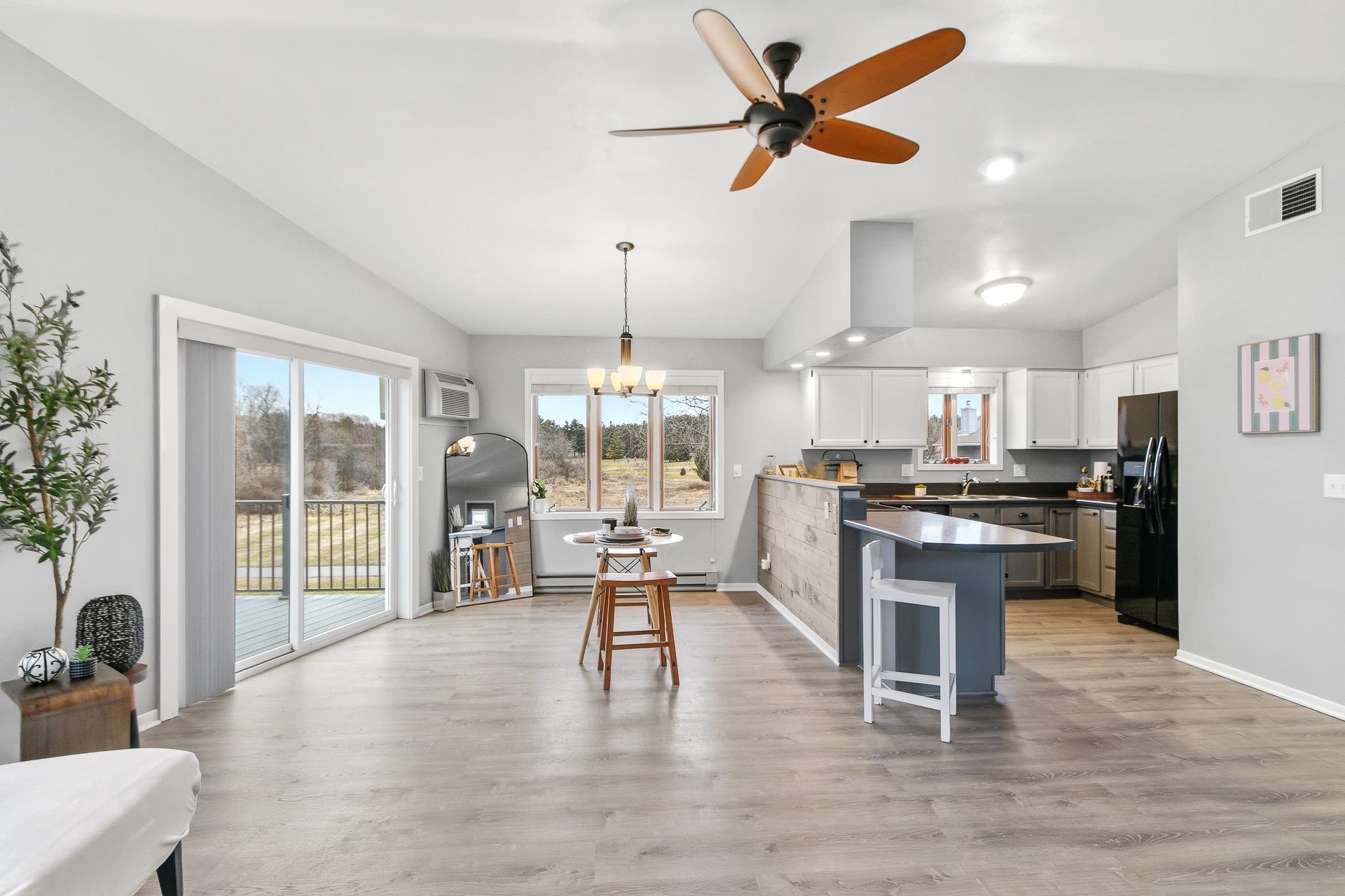 6028 Saddle Ridge Portage, WI 53901 - Photo 17 of 48