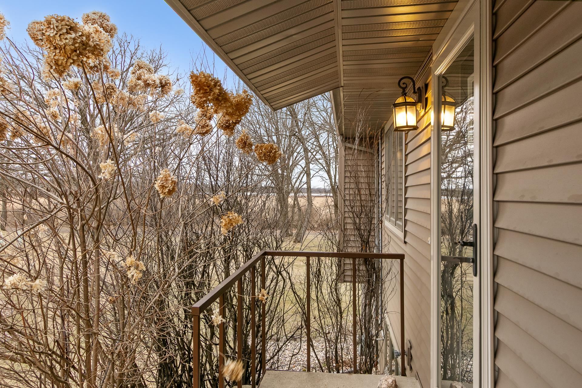 6028 Saddle Ridge Portage, WI 53901 - Photo 2 of 48