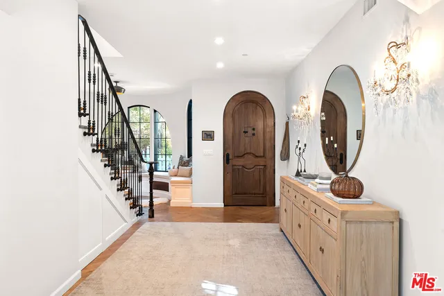 $16,430 | 3764 Berry Drive, Studio City, CA 91604