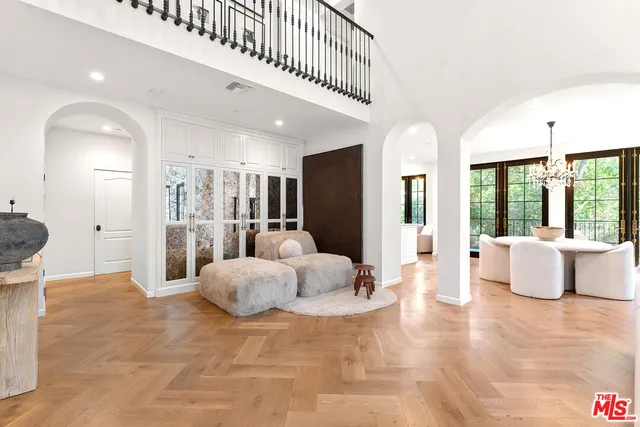 $16,430 | 3764 Berry Drive, Studio City, CA 91604