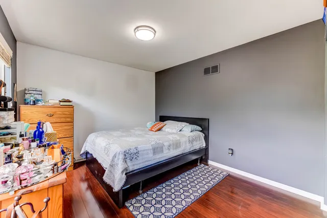 $395,000 | 6304 Southridge Drive, Plainfield, IL 60586