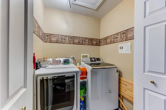 $395,000 | 6304 Southridge Drive, Plainfield, IL 60586