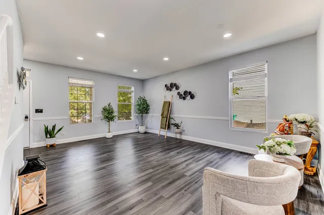 $395,000 | 6304 Southridge Drive, Plainfield, IL 60586