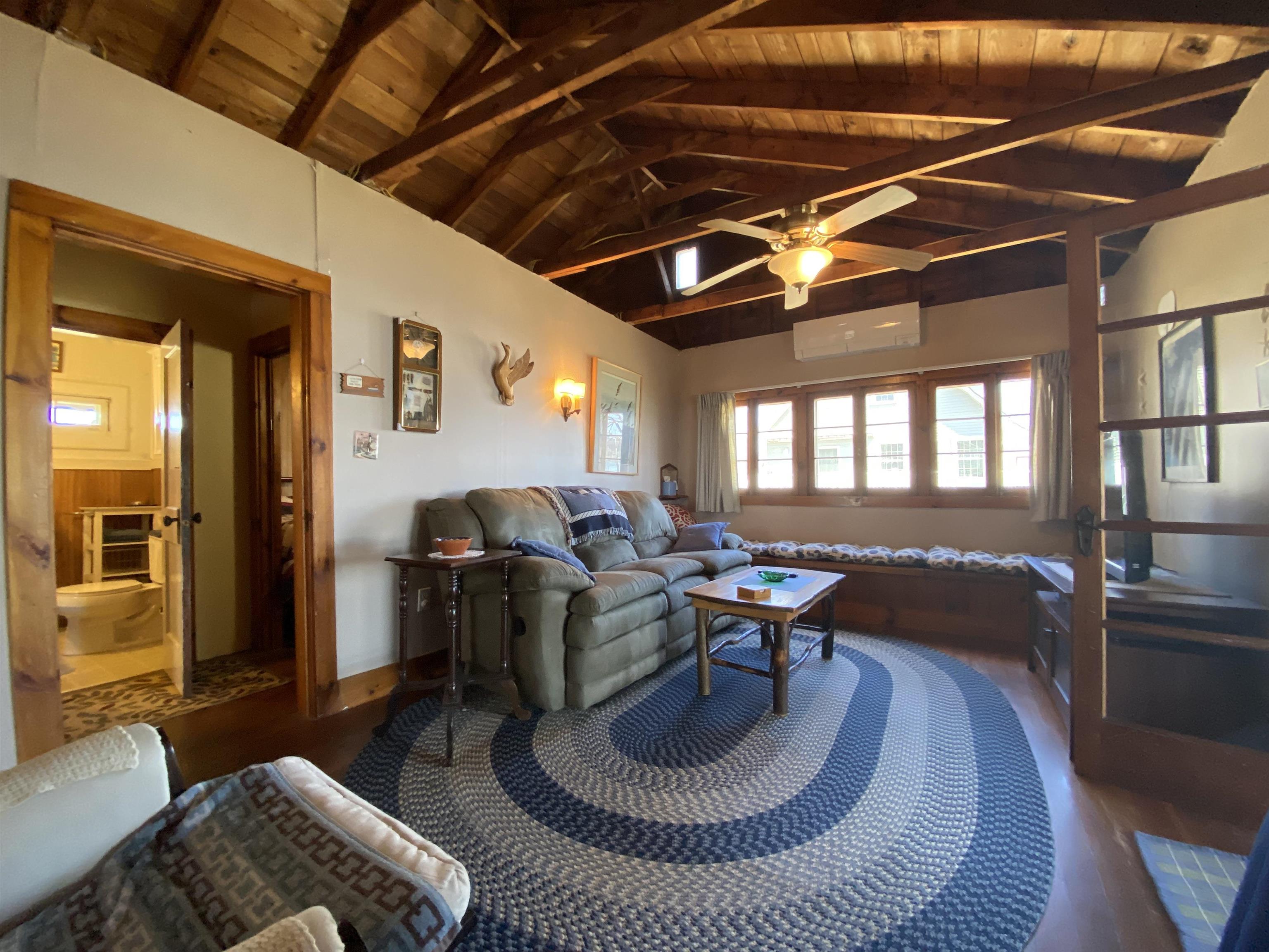 1128 Hathaway Point Road St. Albans Town, VT 05488 - Photo 4 of 40