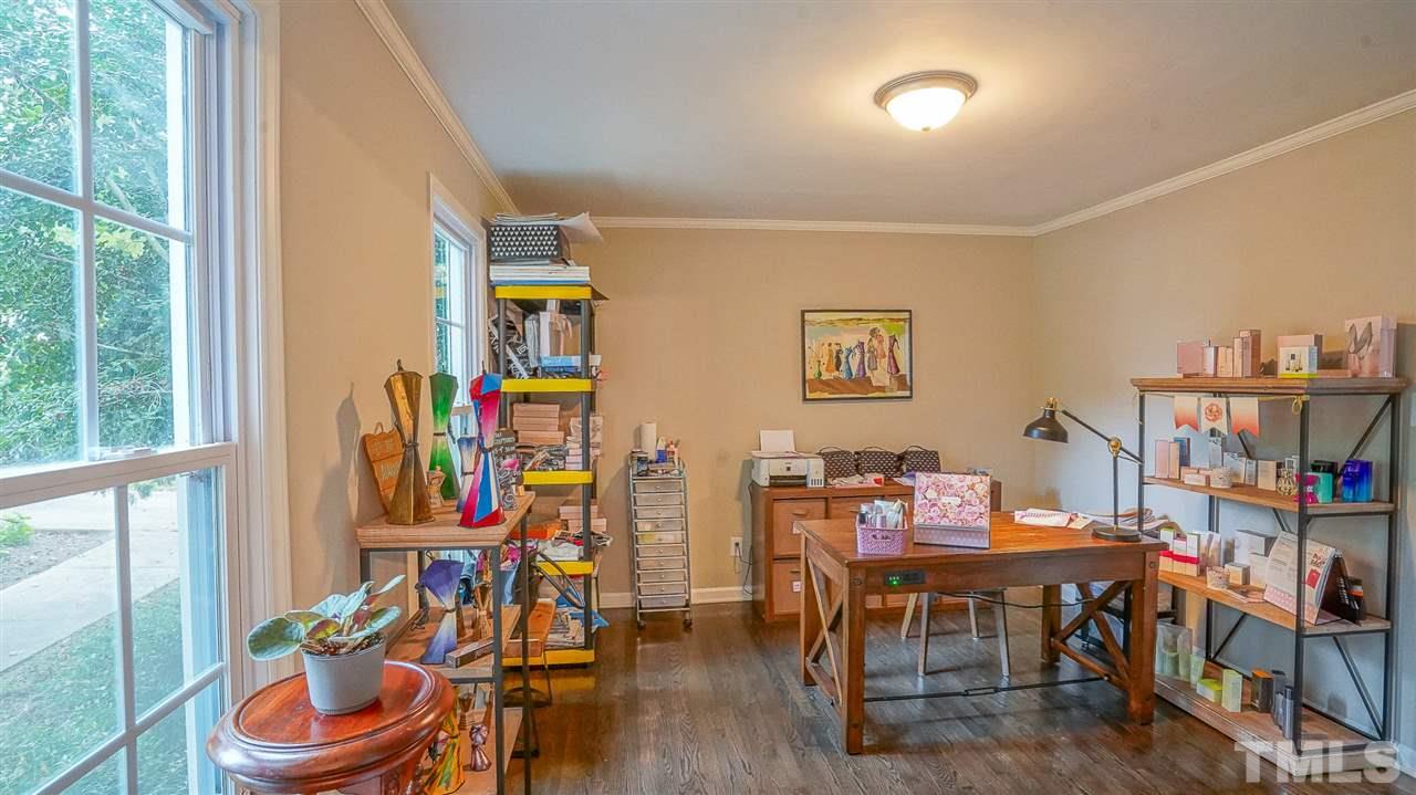 3813 Colgate Place Raleigh, NC 27609 - Photo 4 of 13