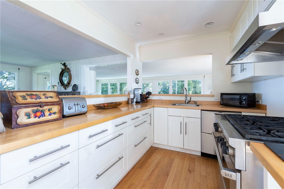 80 South Arnolda Road Charlestown, RI 02813 - Photo 31 of 50