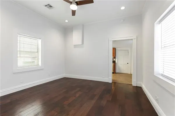 $2,200 | 516 Derbigny Street, Gretna, LA 70053